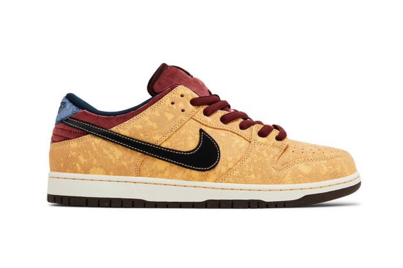 Nike SB Dunk Low City of Cinema